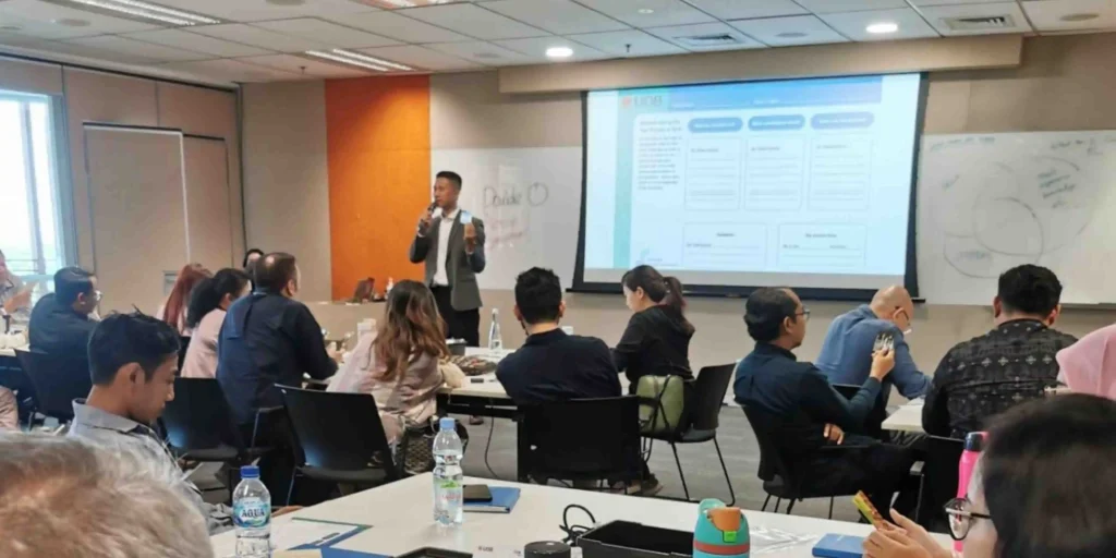 Ubah potensi tim jadi kinerja nyata melalui Corporate Training.